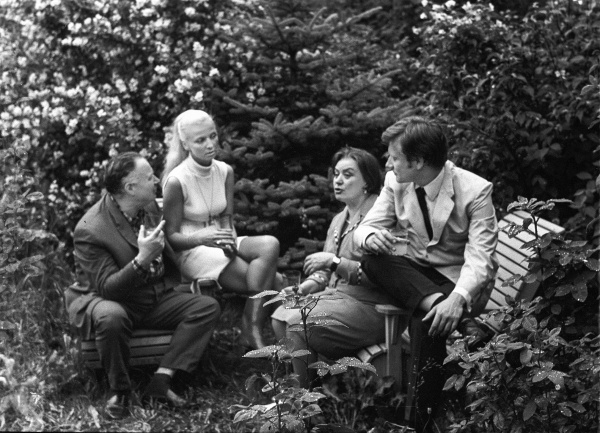 Изгнание на Волгу: самарская страница в истории династии Мироновых-Менакеров