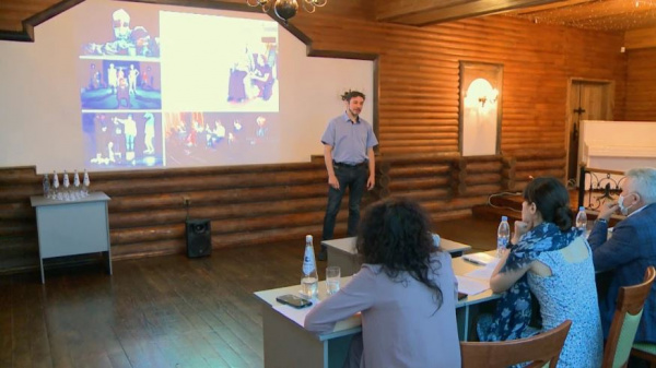 Грант в 400 тысяч: у "Химии добра" от корпорации "Тольяттиазот" появились постоянные участники