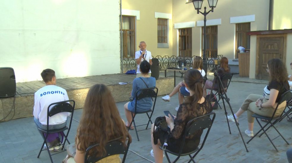 В Самаре в рамках проекта “Диалог на равных” прошла встреча с известным экскурсоводом
