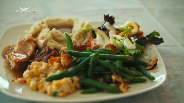 Эксперт рассказал, как должно быть организовано питание школьника