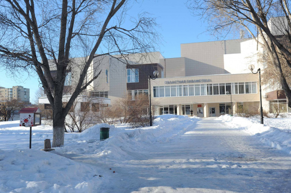 Книга - лучший подарок: в областной библиотеке отметят Международный день книгодарения