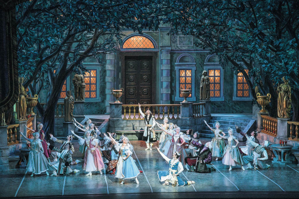 Самарский театр оперы и балета выступит в Тольятти