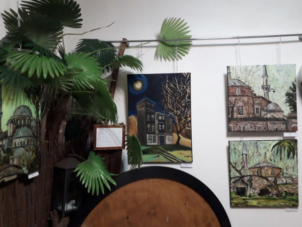 В галерее "Счастье" в Тольятти открылись сразу три выставки