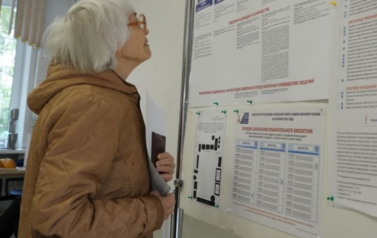 В Самарской области представители старшего поколения голосуют на избирательных участках и дома