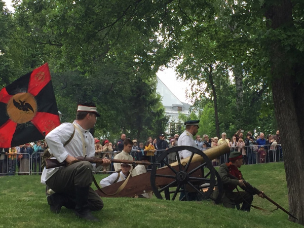 Русская армия и болгарские ополченцы: в Самаре показали реконструкцию сражения с турками