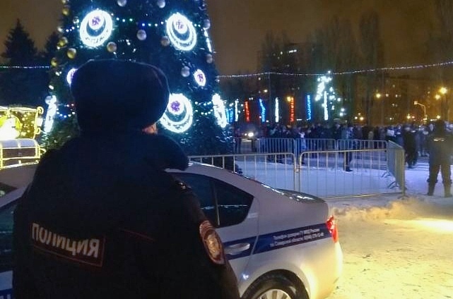 В Самарской области сотни полицейских встретили Новый год на работе