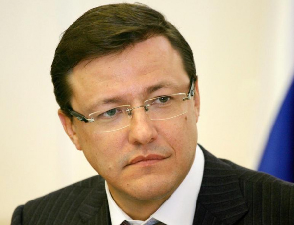 Дмитрий Азаров поздравил жителей региона с Днем работника культуры