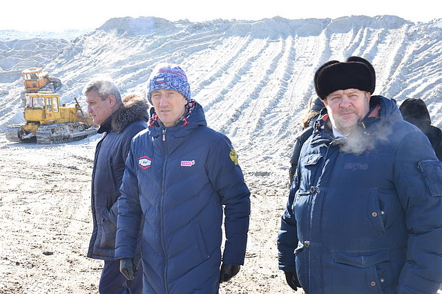 В Самаре за сутки вывезли на полигоны 10 тысяч тонн снега   