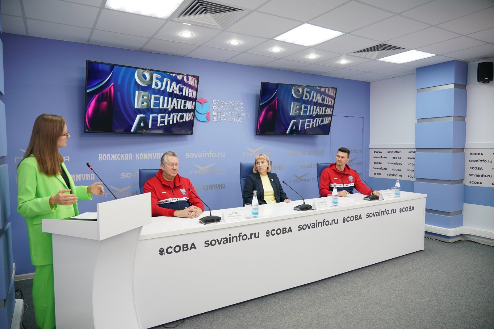 Прямая трансляция пресс-конференции "Волейбольный клуб "Нова": подготовка к играм российской Суперлиги"