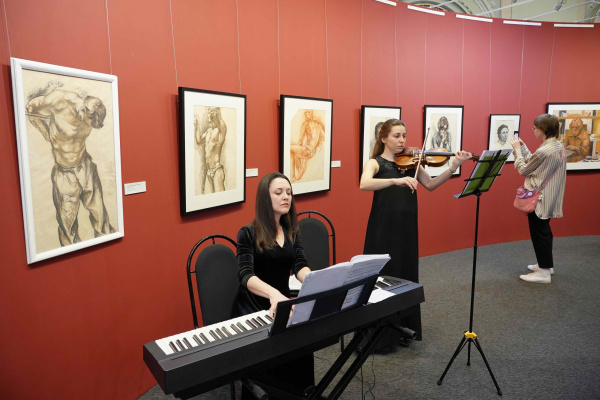 Человек, украсивший наш город: в Самаре проходит выставка произведений Вячеслава Герасимова