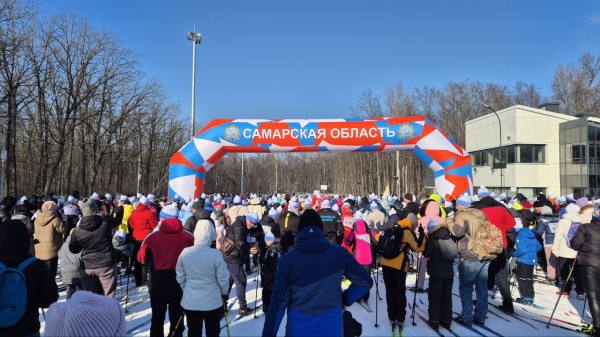 Вячеслав Федорищев поприветствовал участников и гостей Лыжни России в Самаре