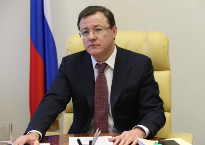 Дмитрий Азаров предложил Байдену подлечиться в медицинских учреждениях Самарской области