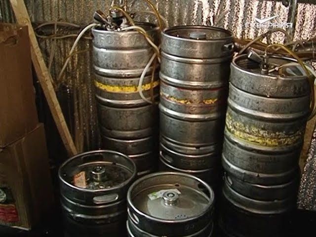 Больше 2 тонн незаконного пенного напитка изъяли из алкомаркета в Самаре