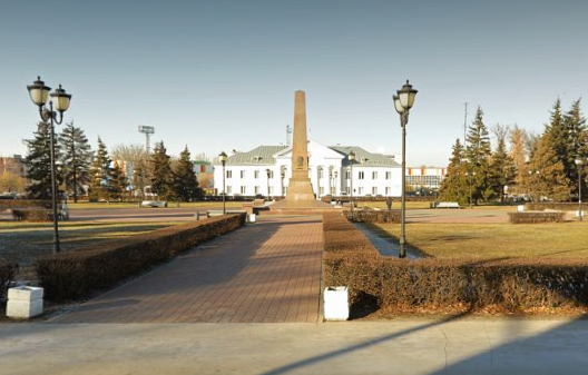 В Тольятти завершили ремонт обелиска Славы на площади Свободы