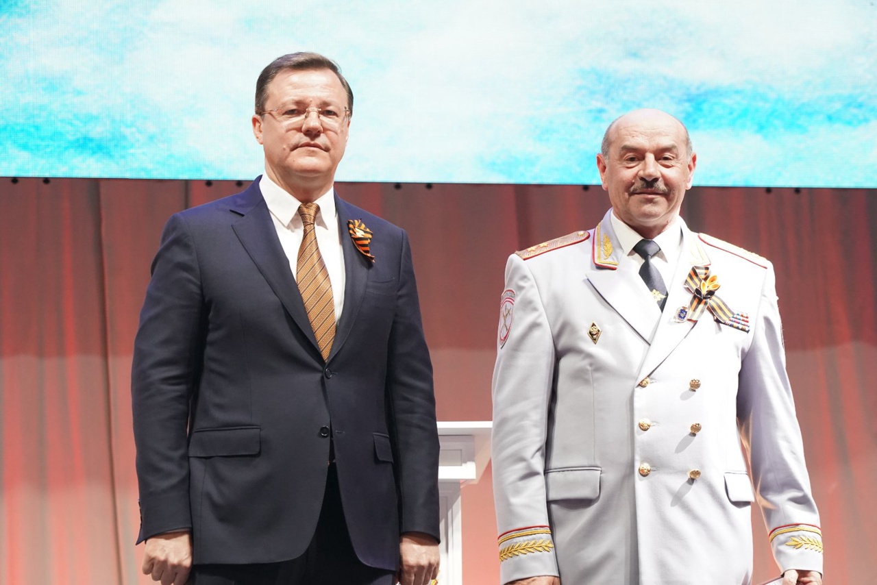 азаров ветераны