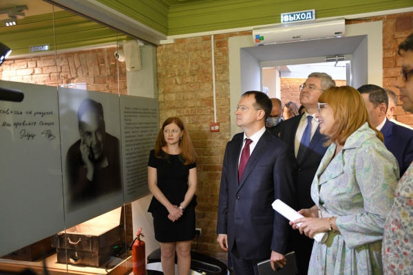 Владимир Мединский посетил культурные объекты Самары