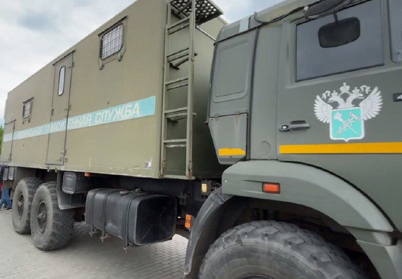 Самарские таможенники передали бойцам СВО около 1,5 тонны моторного масла