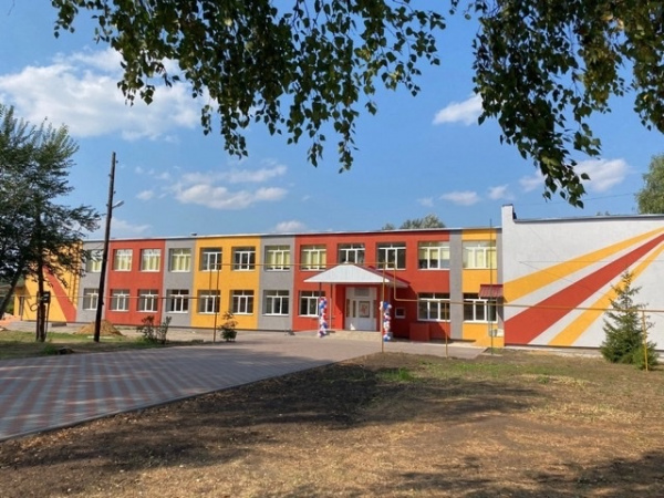 Школа в Елховском районе открылась после капитального ремонта