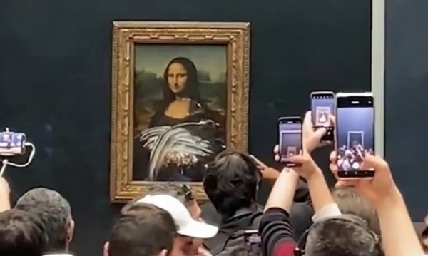 Картина тортом: 7 случаев нападения на известные полотна