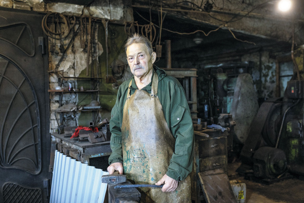"Мне неинтересно делать простенько": самарский кузнец Федор Ковыркин рассказал о ремесле и искусстве