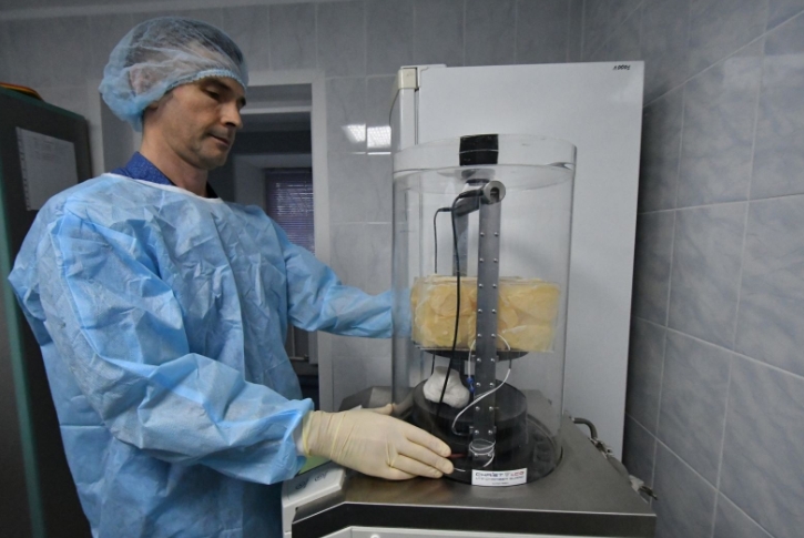 Самарские ученые успешно испытали новейший метод замены костей стопы