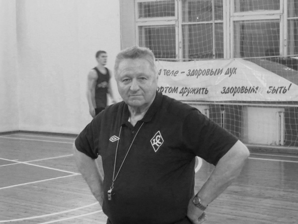 Друг, наставник, второй отец: баскетбольная семья Игоря Азарова рассказала, каким их тренер останется в памяти навсегда