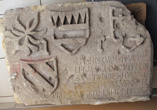 В музей Алабина передали плиту XV века из Шигонского района