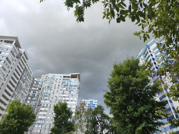 На Самарскую область 8 мая обрушится дождь с грозой и град