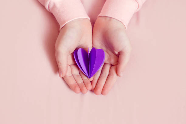 "Фиолетовый день": какие даты отмечают 26 марта 