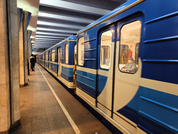 В самарском метро на линию вышел второй отремонтированный состав