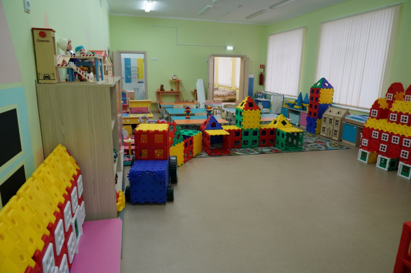 Женщина забыла ребенка в детском саду Новосибирска