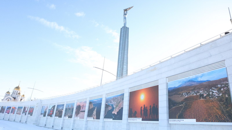 В Самаре открылась мультимедийная фотовыставка "Крым и Россия: 8 лет вместе"