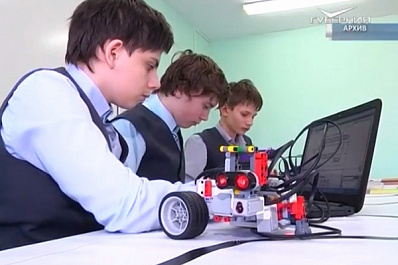 В Самарской области средняя зарплата педагогов допобразования составила 30 тысяч рублей