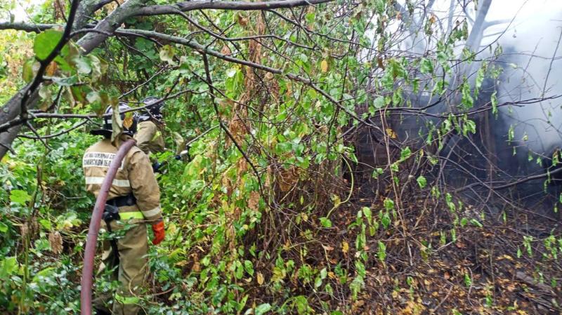 В Октябрьске 5 сентября сгорел заброшенный дом