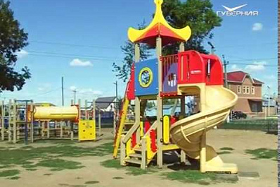 Тренажеры и детские площадки появятся в Кинель-Черкассах благодаря федеральной программе