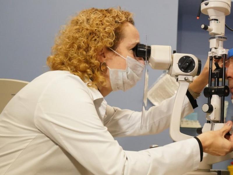 Самарцы смогли бесплатно проверить зрение во Всемирный день борьбы с глаукомой