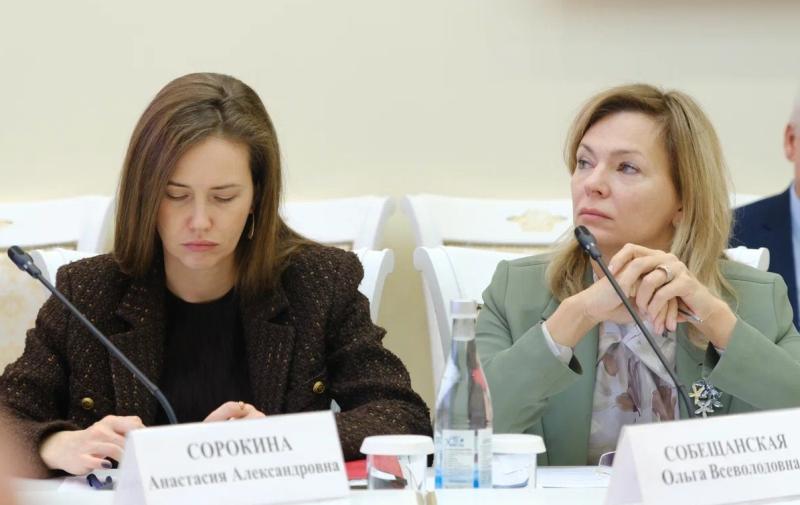 "Народный бюджет", обращения жителей, привлечение инвестиций: Вячеслав Федорищев провел оперативное совещание в Правительстве Самарской области