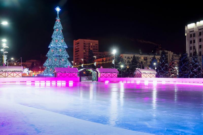 15 декабря в областной столице на площади Славы открывается каток