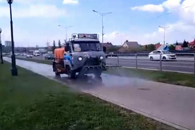 В Самарской области улицы дезинфицируют спецрастворами