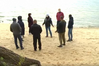 Жители Красноярского района борются за право отдыхать на берегу Волги