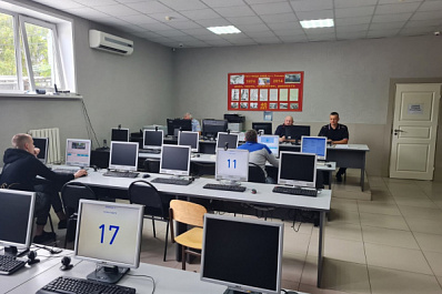 Самарские общественники проверили регистрационно-экзаменационный отдел ГИБДД