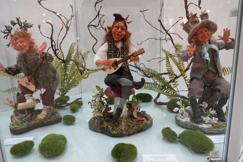 В Тольятти открылась выставка кукол "От барокко до панк-рока"