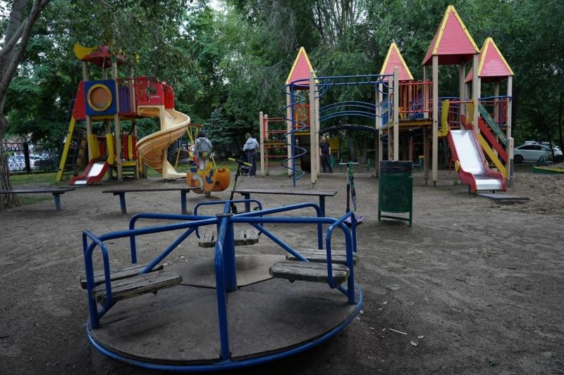 Более двух тысяч детских площадок Самарской области требуют обновления