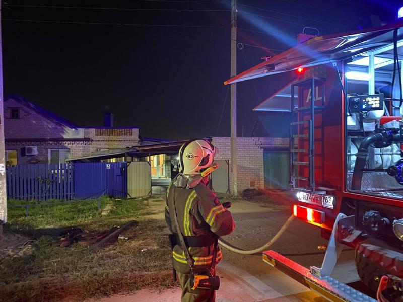 В Самарской области 5 октября вспыхнули бани и надворные постройки