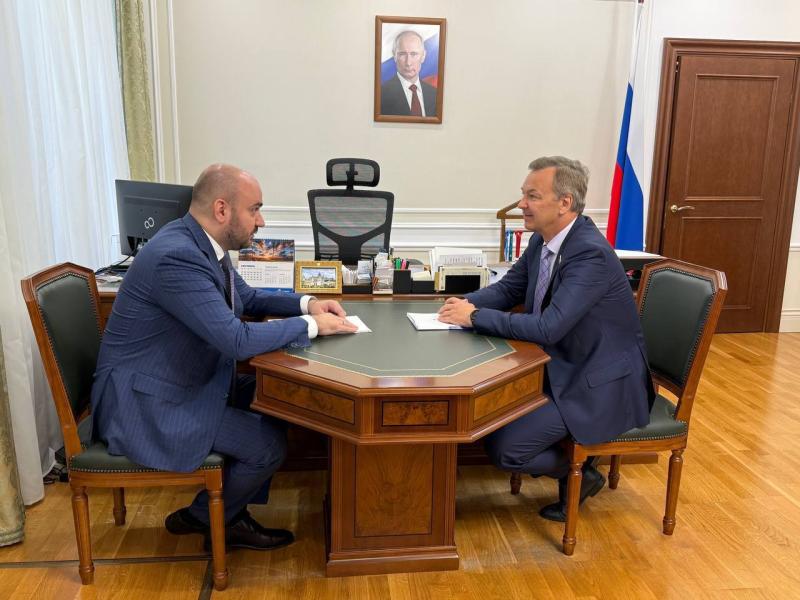 Губернатор Вячеслав Федорищев 22 июля в Москве встретился с первым заместителем председателя Совфеда Андреем Яцкиным