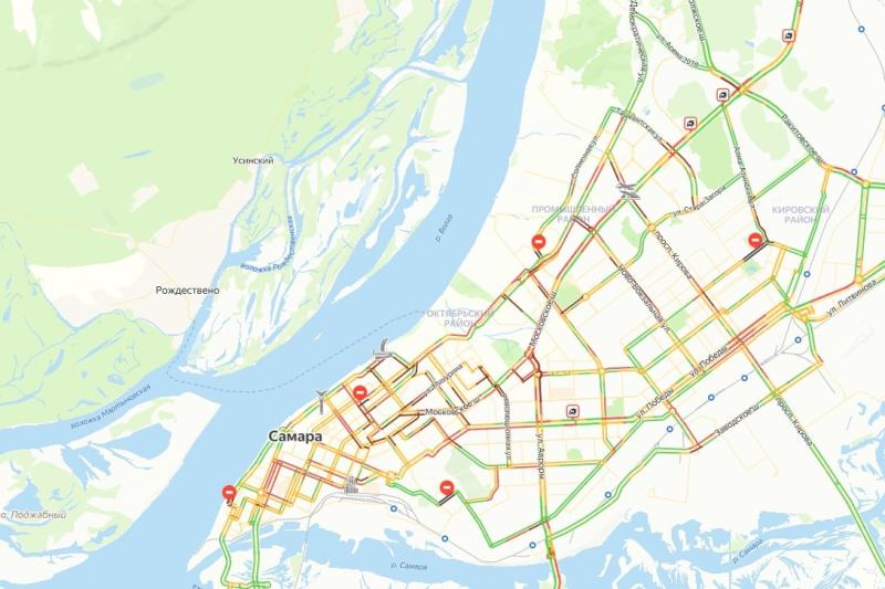 Самару вечером 31 октября сковали 9-балльные пробки
