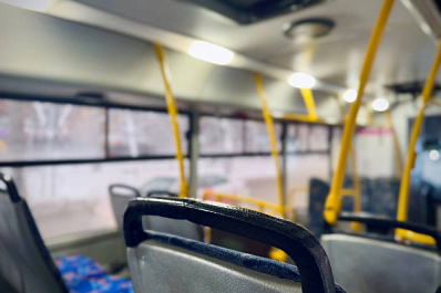 В Самаре проверяют остановки на необходимость ремонта