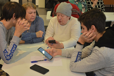 В самарском регионе продолжаются уроки по информационной безопасности для жителей старшего возраста