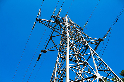 Энергетики призвали жителей Самарской области не приближаться к ЛЭП в период паводка