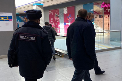 В ТЦ Самары прошли проверки соблюдения масочного режима